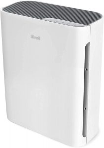 Showing the LEVOIT the best air cleaner for cats