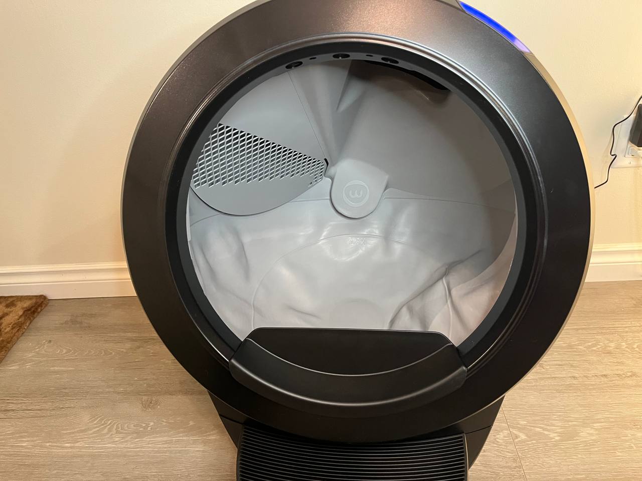 Litter Robot 4 in my living room