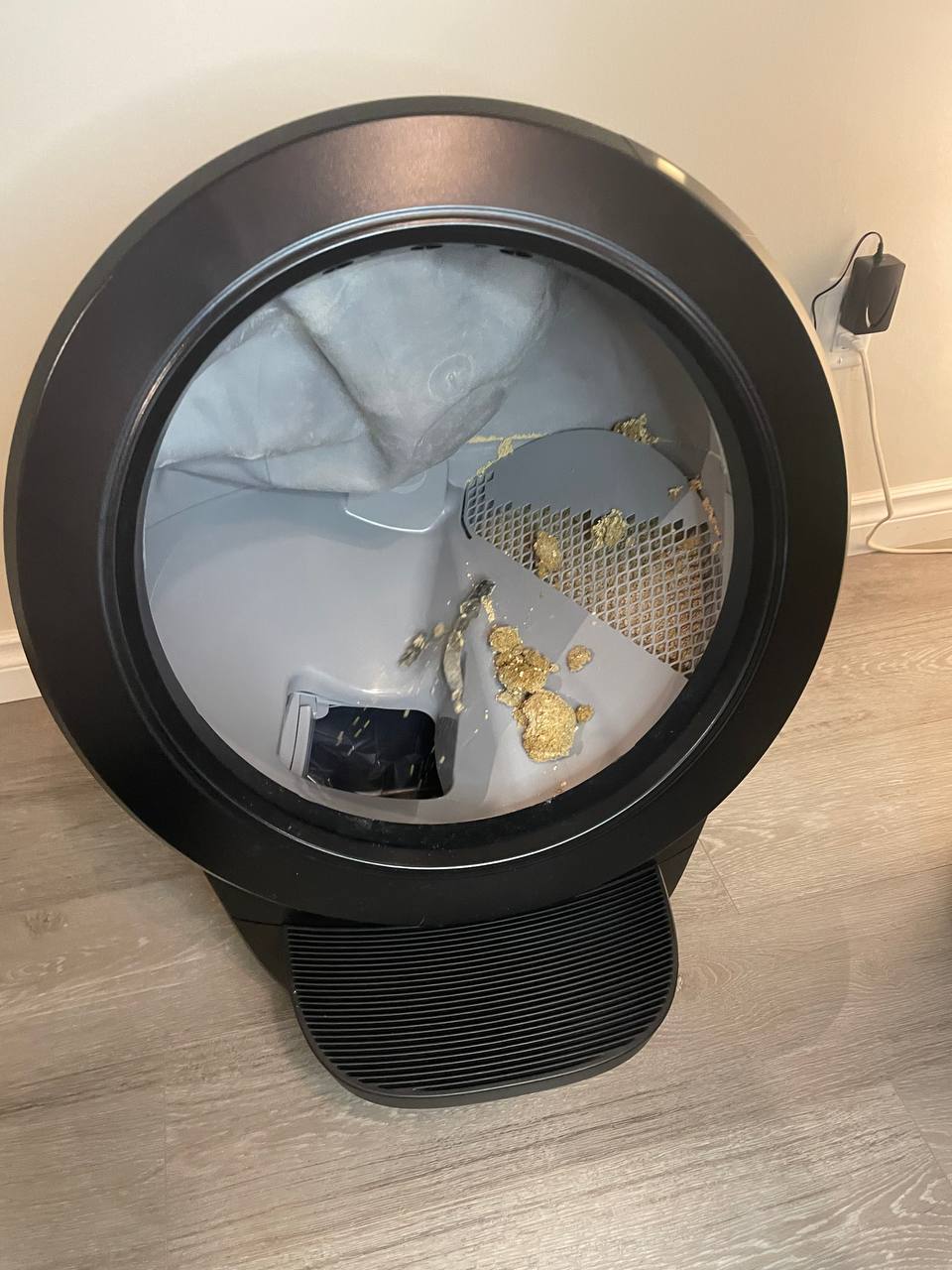 Finish of the cleaning cycle of Litter Robot 4