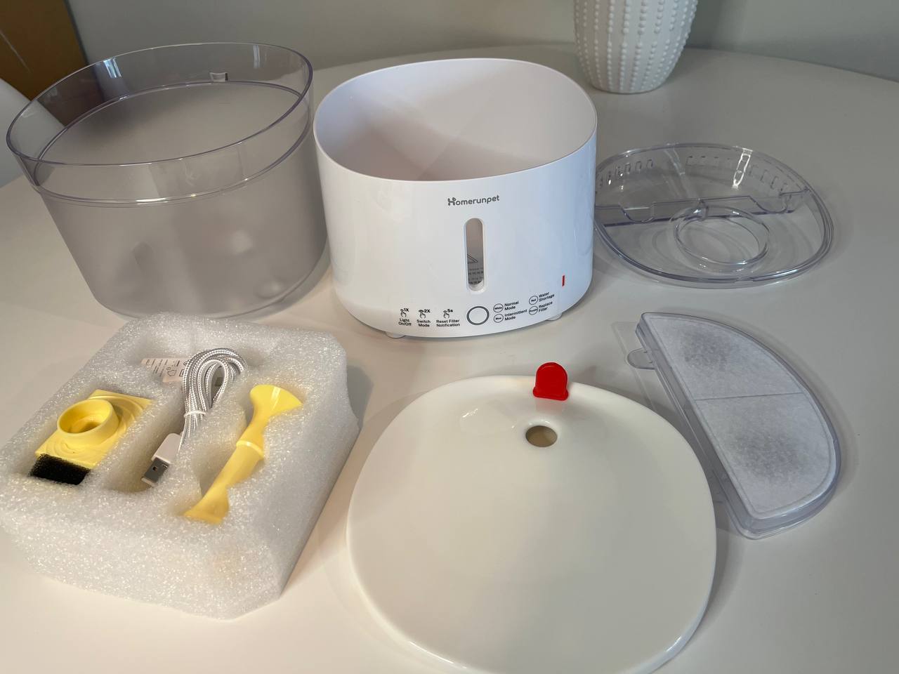 All parts and materials of Homerunpet Cat Water Fountain 