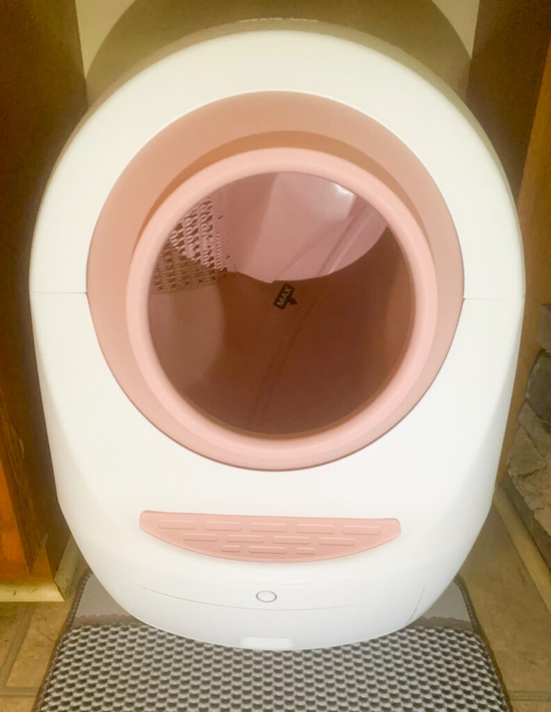 Leo's Loo Too Automatic Litter Box